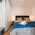 Kailani Luxury 3 Bedroom, 3 Bathroom With A Sunny Balcony Apartamento