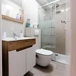 Apartamento Kailani Luxury 3 Bedroom, 3 Bathroom With A Sunny Balcony Zadar