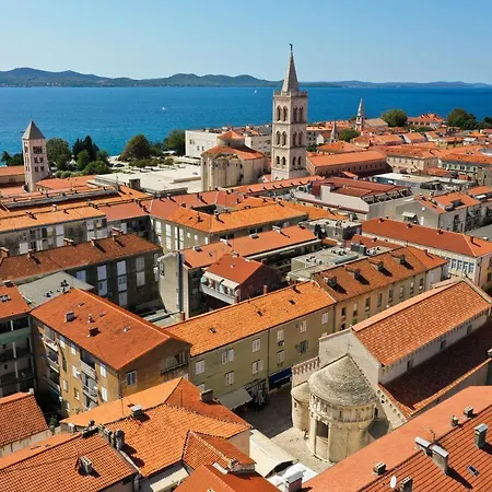 Apartment Kailani Luxury 3 Bedroom, 3 Bathroom With A Sunny Balcony Zadar