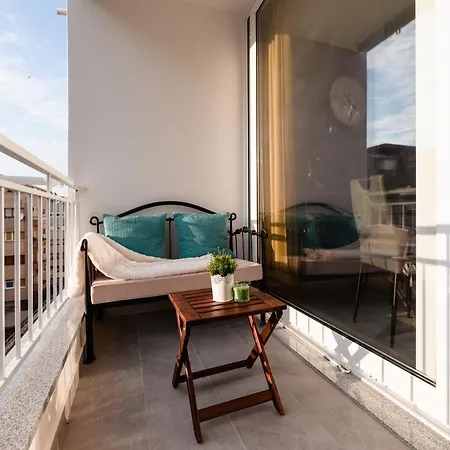 Apartment Kailani Luxury 3 Bedroom, 3 Bathroom With A Sunny Balcony *
