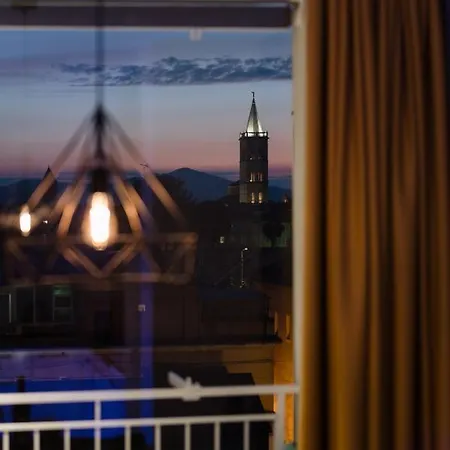 Apartment Kailani Luxury 3 Bedroom, 3 Bathroom With A Sunny Balcony Zadar