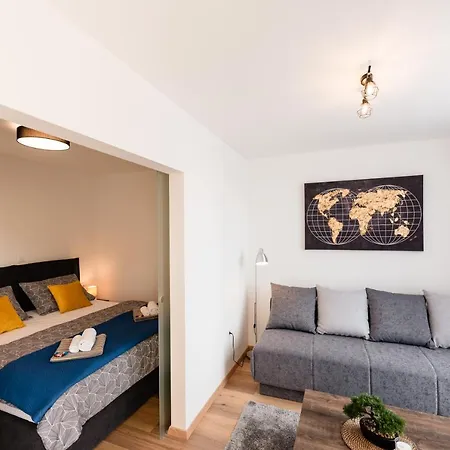 Apartment Kailani Luxury 3 Bedroom, 3 Bathroom With A Sunny Balcony *