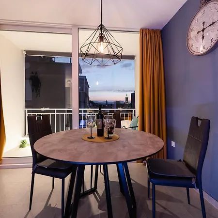 Kailani Luxury 3 Bedroom, 3 Bathroom With A Sunny Balcony Apartment Zadar