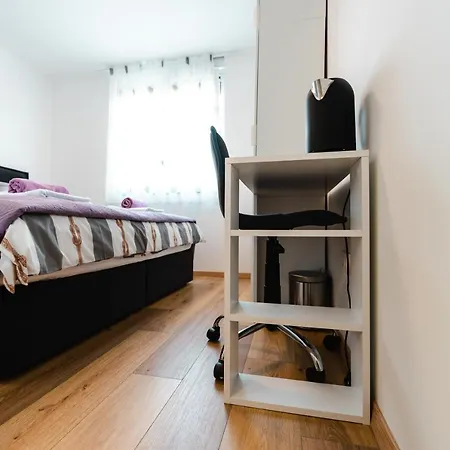 Apartment Kailani Luxury 3 Bedroom, 3 Bathroom With A Sunny Balcony