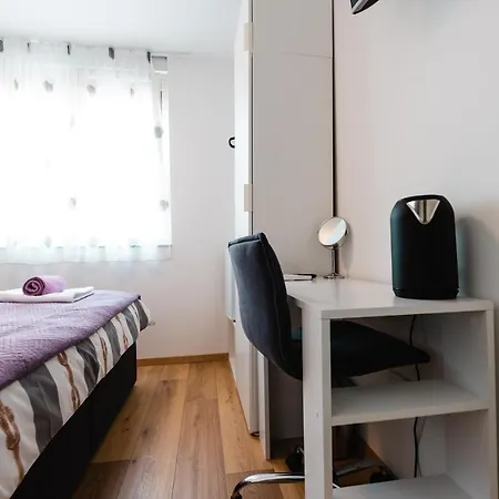 Apartment Kailani Luxury 3 Bedroom, 3 Bathroom With A Sunny Balcony