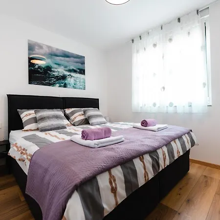 Kailani Luxury 3 Bedroom, 3 Bathroom With A Sunny Balcony Zadar