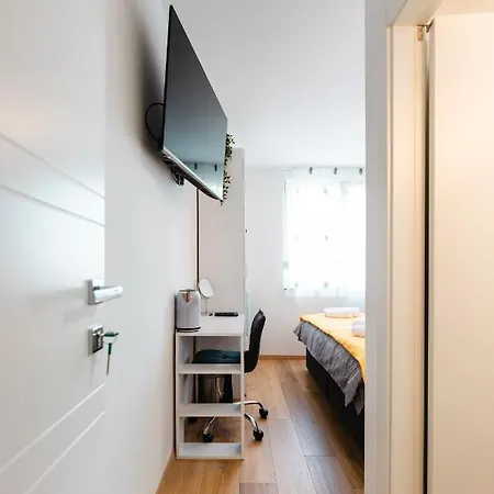 Appartement Kailani Luxury 3 Bedroom, 3 Bathroom With A Sunny Balcony Zadar