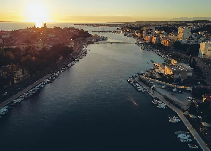 Kailani Luxury 3 Bedroom, 3 Bathroom With A Sunny Balcony * Zadar