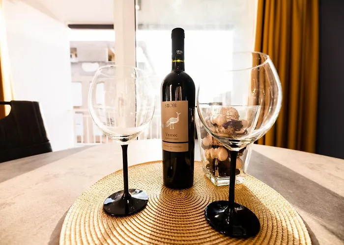 Kailani Luxury 3 Bedroom, 3 Bathroom With A Sunny Balcony Zadar