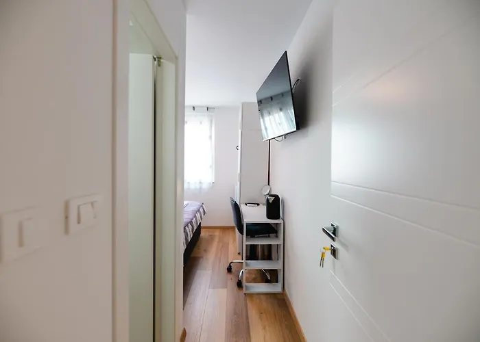 Kailani Luxury 3 Bedroom, 3 Bathroom With A Sunny Balcony Apartament Zadar