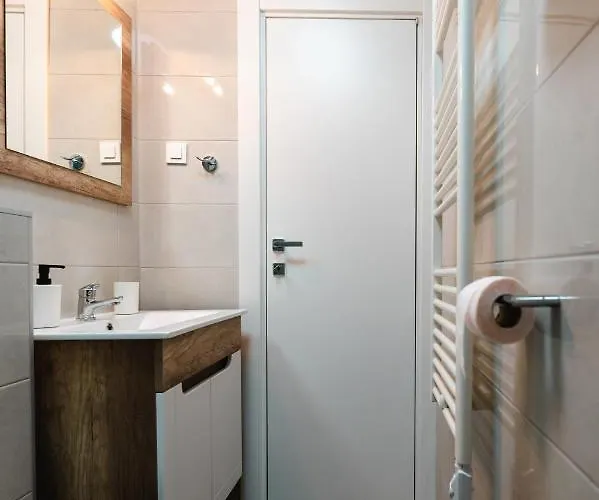 Kailani Luxury 3 Bedroom, 3 Bathroom With A Sunny Balcony * Zadar