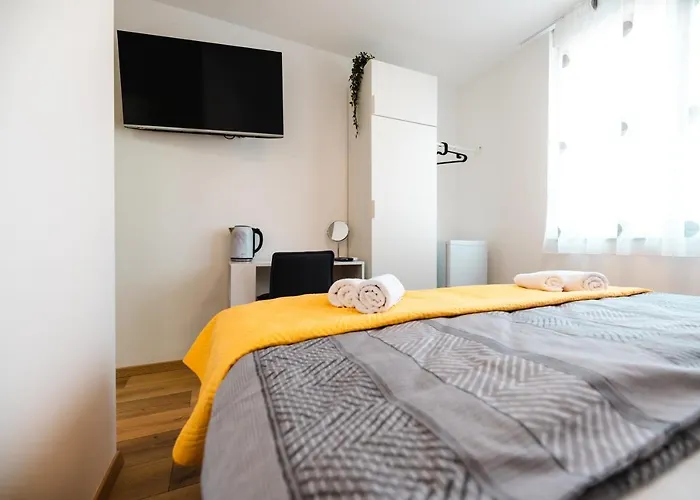 Kailani Luxury 3 Bedroom, 3 Bathroom With A Sunny Balcony * Zadar