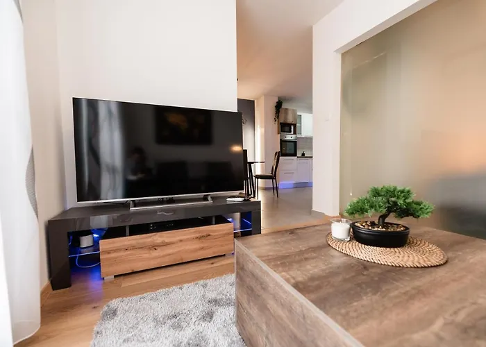 Kailani Luxury 3 Bedroom, 3 Bathroom With A Sunny Balcony * Zadar